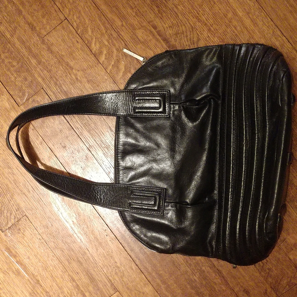 WALTER BY WALTER BAKER Black Leather TRAPUNTO Tote Handbag Woman's Bag Purse
